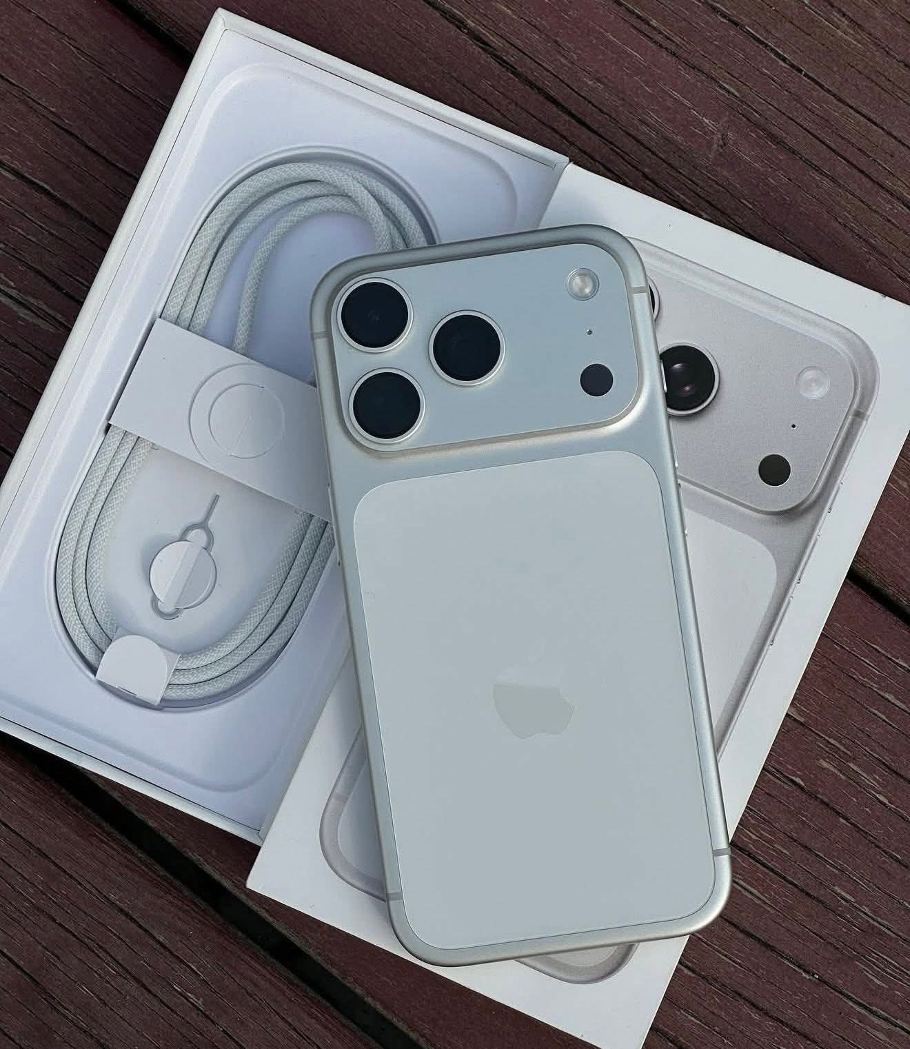 A propos whatsapp image 2025 12 31 at 16.29.56